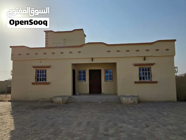 فيلا للبيع في البريمي - النفحات .. قابل للتفاوض .. قابل للبدل في خضراء السيح أو صعراء.