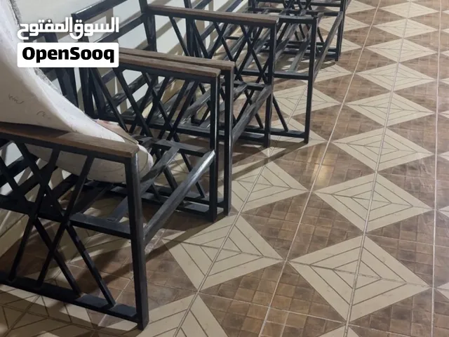 جلسه خارجيه مع طاولات