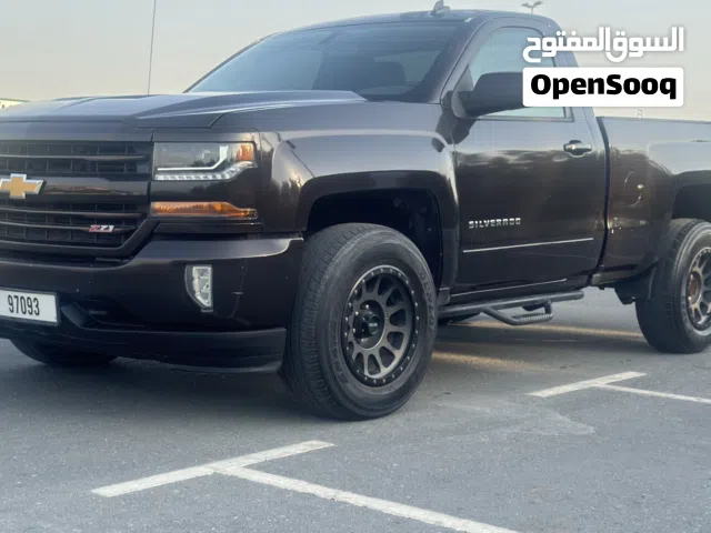 2018 شيفروليه سلفرادو 1500 LT Z71