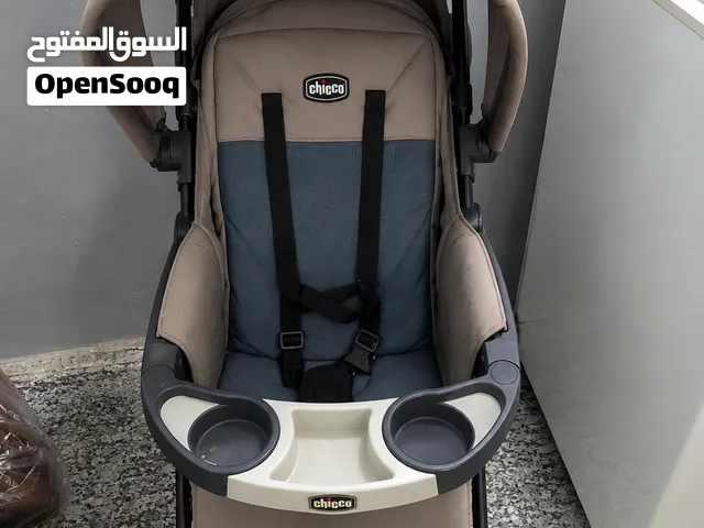 مجمده بحاله جيده وشغاله اريدها ب100 والعربانه ب50 وبيها مجال