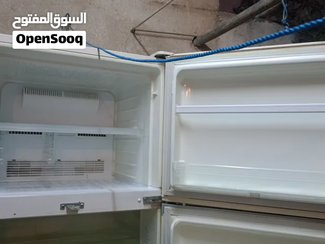 ثلاجة SHARP للبيع