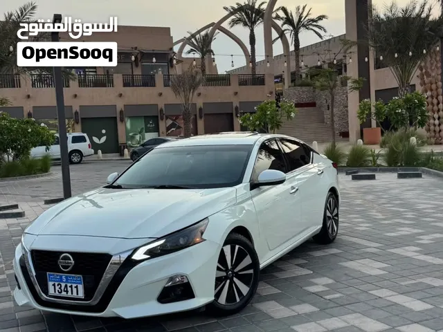 Used Nissan Altima in Al Batinah