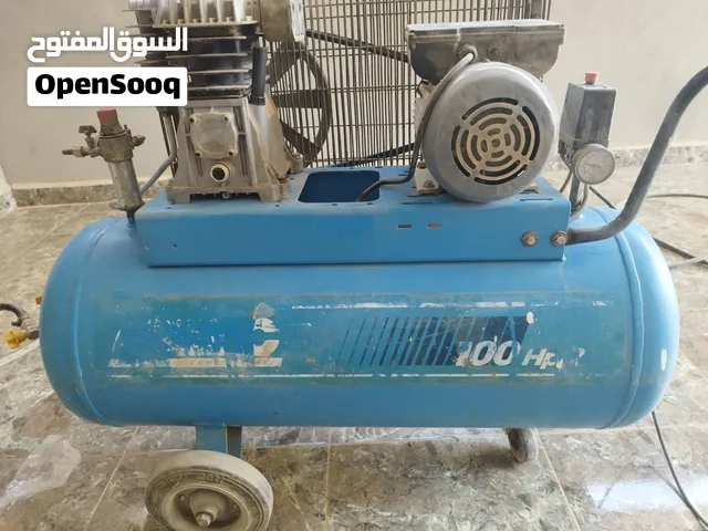 كمبرسوري 100 لتر للبيع 220V ايطالي استعمال نظيف