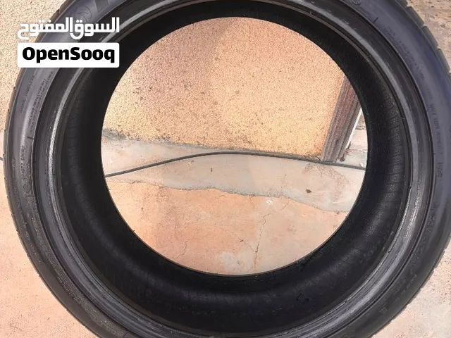 للبيع اطار 19 واحد بدون الرنج تواصل واتساب مقاس 235.40.19