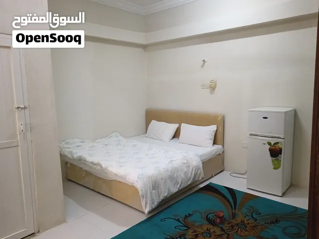 غرف ودوره مياه للإجار شهري أو سنوي Rooms and toilet for monthly or yearly rent