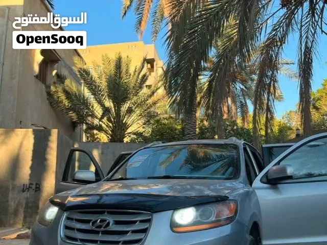 سلام عليكم ورحمة الله وبركاته هواندي سنتافي للبيع سيارة عيب لا بإذن الله ماشيه 110 كيلو دخول حديث  .