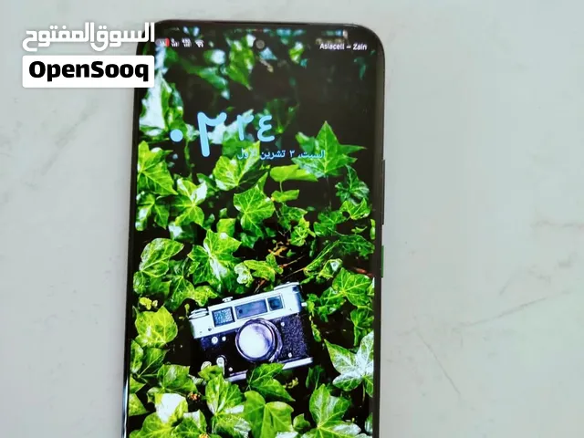 Infinix Hot 60 Pro+ للبيع بحالة ممتازة واستخدام نظيف جدًا.البطارية 99% سعة 256GB.
