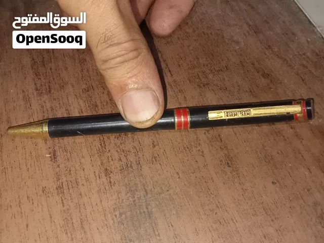 قلم فيراري مطلي بالذهب