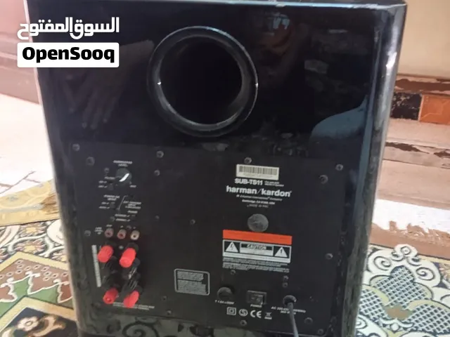 ب ووفر أكتيف 10 بوصة بقوة بيز محترمة جداً للأفلام والموسيقى المداخل كلها شغالة: RCA + مداخل سلك عادي