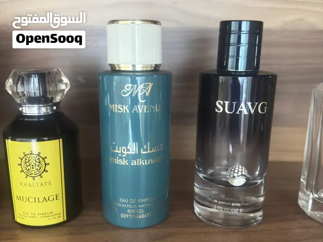 علب عطور فارغه بحاله ممتازه