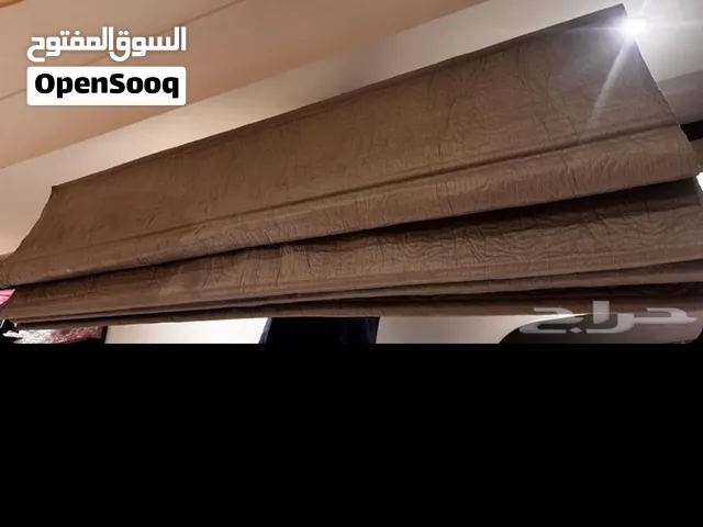 عربيات اطفال وهزازه كهرباء وارجوحه وسرير اطفال بحاله نظيفه
