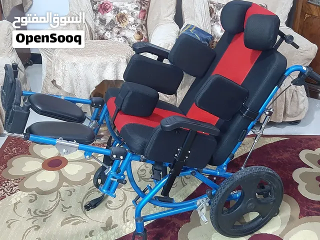كرسي متحرك طبي لحالات الشلل والإعاقات الحركية – قابل للإمالة حتى وضع السرير