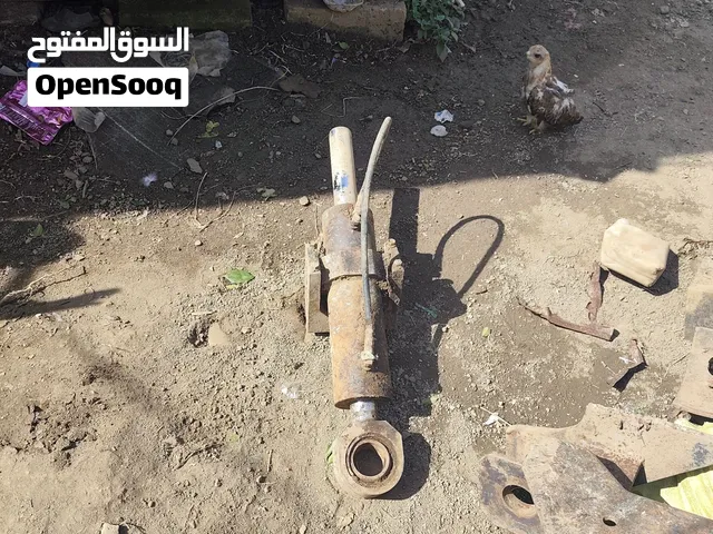 للبيع قاعدة جر خلفية ثقيلة أصلية، تركب على شاصي الشاحنات الكبيرة (فولفو، مرسيدس، مان، سكانيا).