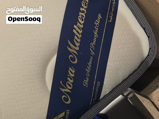 مرتبة نظيفة جدا جدا استعمال شهر قياس 160 *200