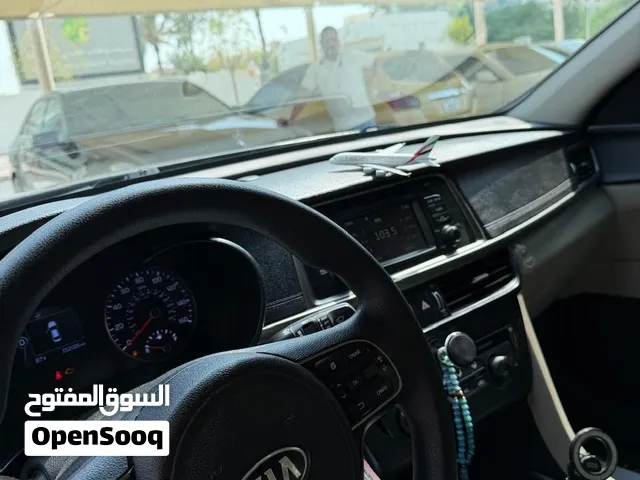 Used Kia Optima in Ajman