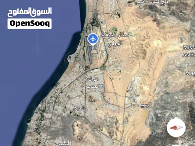ارض سكينة كورنر في موقع مميز وحيوي Dn