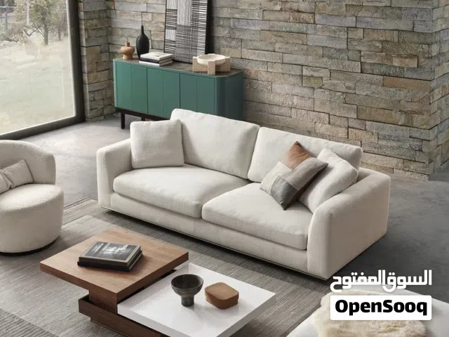 نبيع أفضل أنواع الكنب في جميع أنحاء الرياض. كل