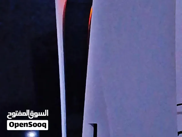 بلاستيشن 5 فات مشالله مفيش ولا عيب مستعمل 2شهرين بس التوصل خاص