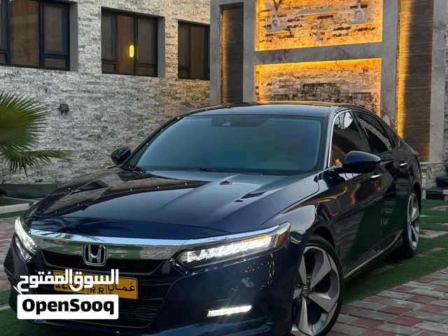 هوندا اكورد تورنج2.0 نظيفه بحاله الوكاله اضافات  نانو سراميك مخفي 3m الاصليPPf على الابواب