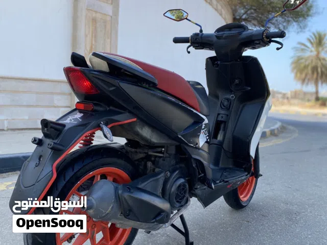 2022 ابريليا أخرى