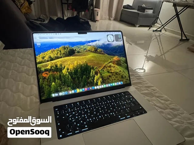 ماك بوك برو M4