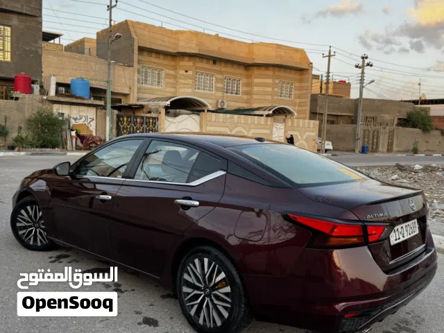 Used Nissan Altima in Basra