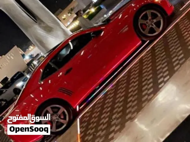 شيفروليه كمارو SS 2012 حمراء فاخرة مع تأمين إلزامي وميزات متطورة
