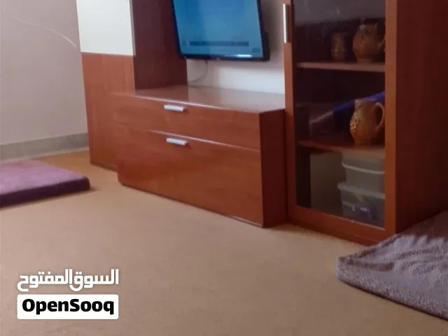 مكتبة تلفاز+مدخل