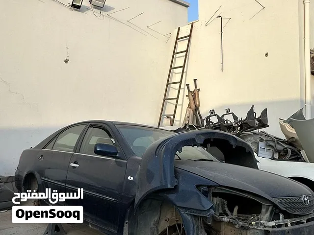يتوفر لدينا قطع غيار السيارات بحالة الوكاله  الكامري ، افلون ، لكزس ، سوبارو، النترا..