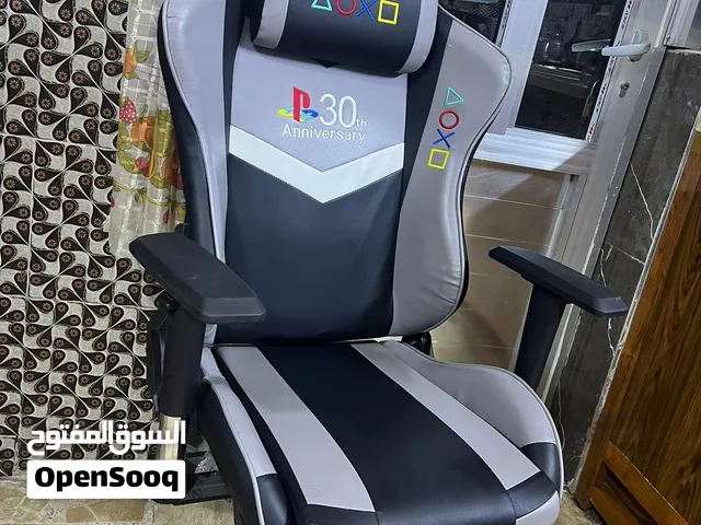 كرسي جيمنج استعمال اربع شهور جداً نظيف