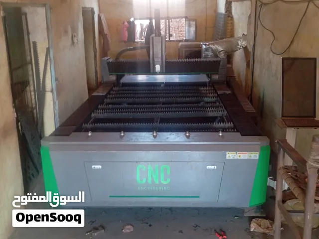 ماكينه فايبر ليزر لتشكيل الصاج والمعادن الانيقه