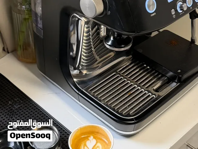 Breville pro فرصة مكينة صانعة قهوة بكامل ملحقاتها من