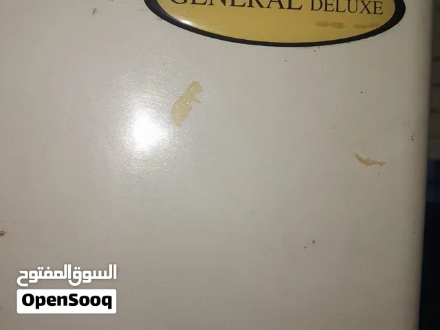 ثلاجه واسعه و شغاله 100%للبيع مستعجل