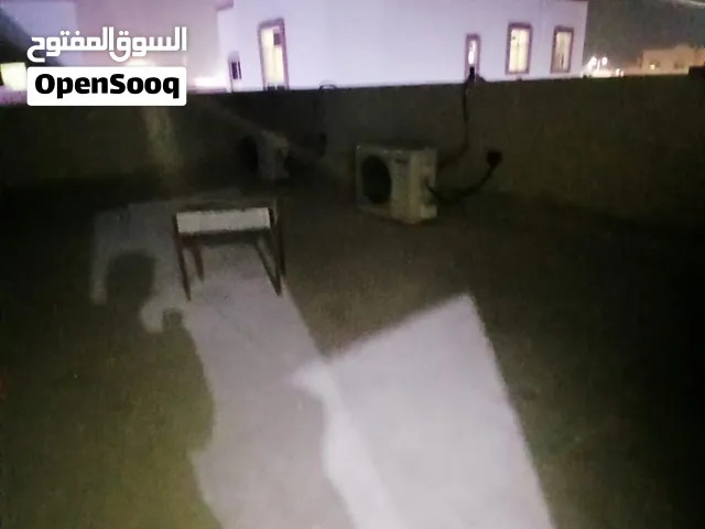 للإيجار غرفة وصالة بمدينة خليفة 1مساحة واسعة