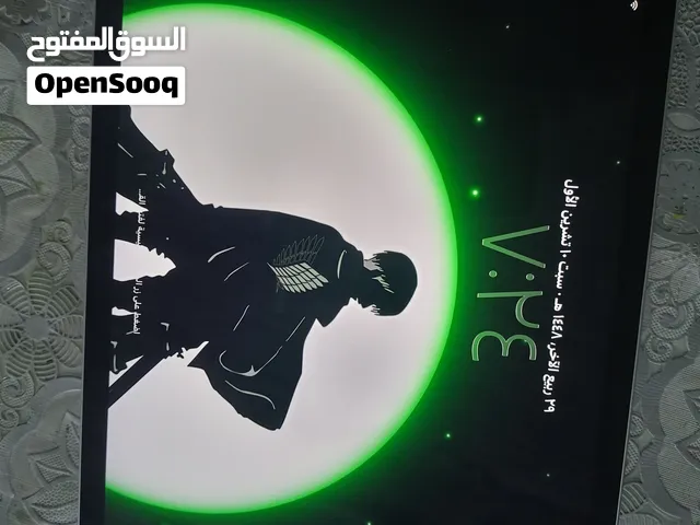 ايياد 9 مستعمل بس نظيف فول ويا كارتونة وكفر مالتة ب250 بي مجال لحد 225