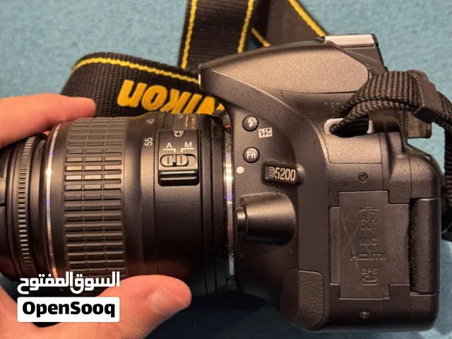 Nikon d-5200  Like a new for sale