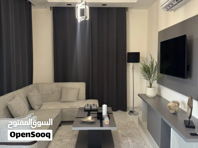 ستوديو للإيجار مفروش -( ذكور فقط )شارع الجامعة- عقد سنوي