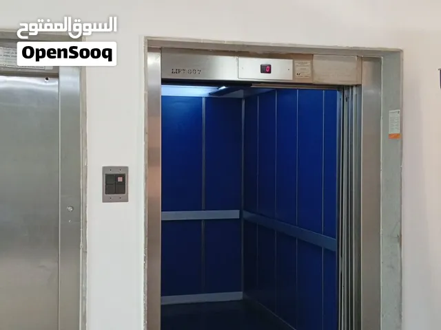 فني مصاعد خدمة صيانة واعطال مصاعد جميع مناطق الكويت