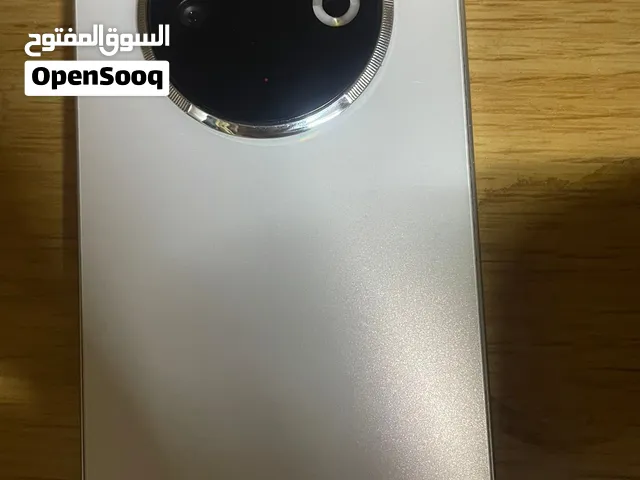 Tecno Spark 128 GB in Amman