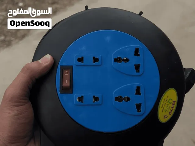 سيار وبكرة تمديد كهربائية محمولة وعملية بقدرة 1500 واط وسلك تمديد طويل بطول 10 أمتار مصممة بهيكل أس
