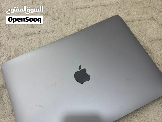 لابتوب ماك بوك ب حاله نضيفه ومايشكي من شي