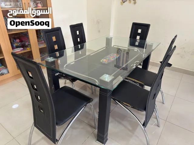 Used 6 seater dining table