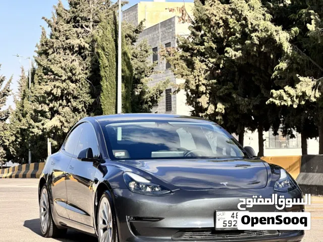 للبيع Tesla Model 3 Long Range Dual Motor AWD 2023 دبل ماتور لونج رينج 550 km
