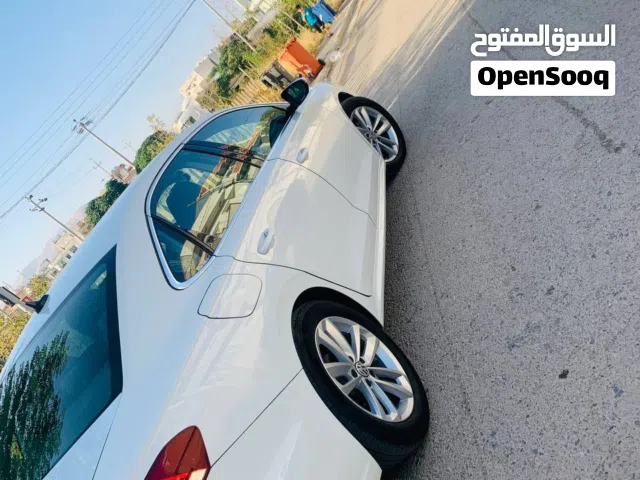 2020 فولكسفاغن باسات SE