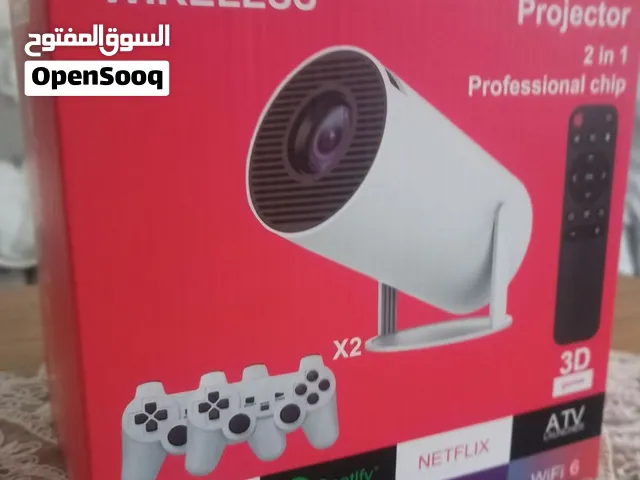 جهاز  Hy 300 Pro Max  مناسب للعرض السينمائي والالعاب  يعمل بنظام اندرويد ويدعم واي فاي وبلوتوث