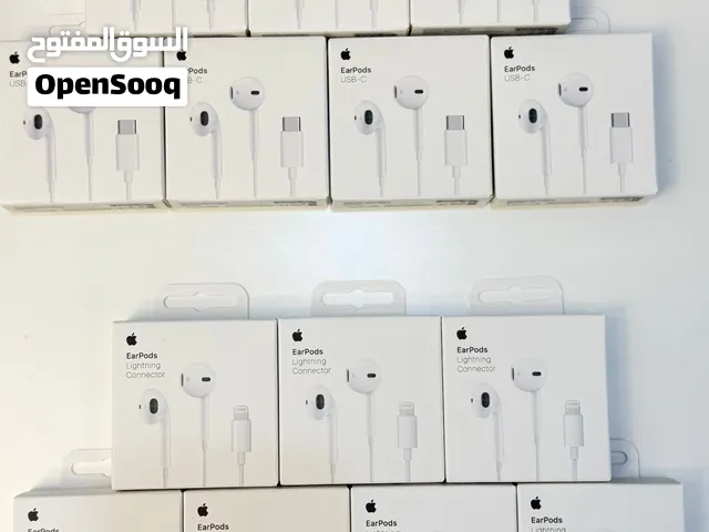 Lightning & Type-C Earphones – Wholesale Clearance بيع بالجملة - اقل شي 10 قطع