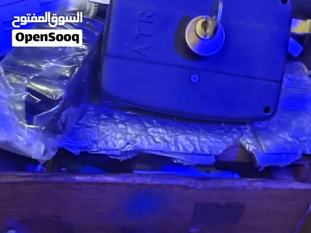 قفل الباب