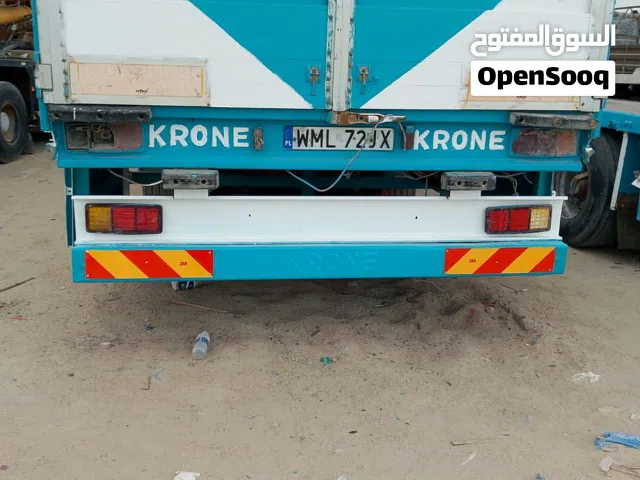 سطحه للبيع الطول 13 متر و60 تعمل على منافيخ اكبر حجم الجامبو كل حاجه فيها شغاله