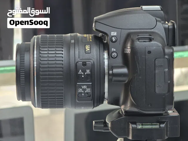 Nikon D3000 DSLR camera كاميرا نيكون