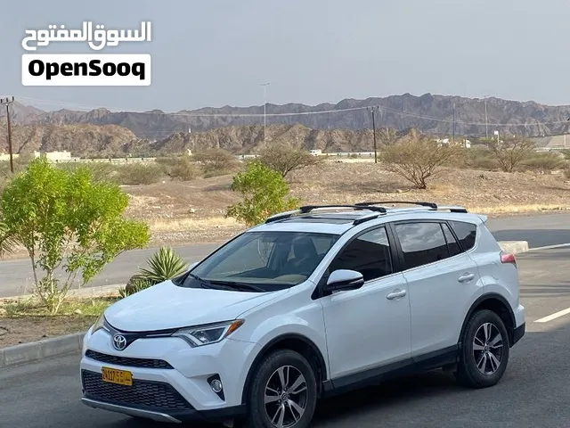 Used Toyota RAV 4 in Al Dakhiliya